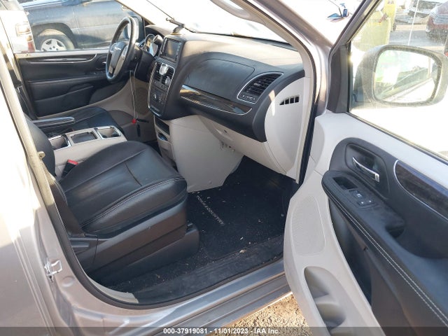 2C4RC1BG1ER208528 Chrysler Town & Country Touring