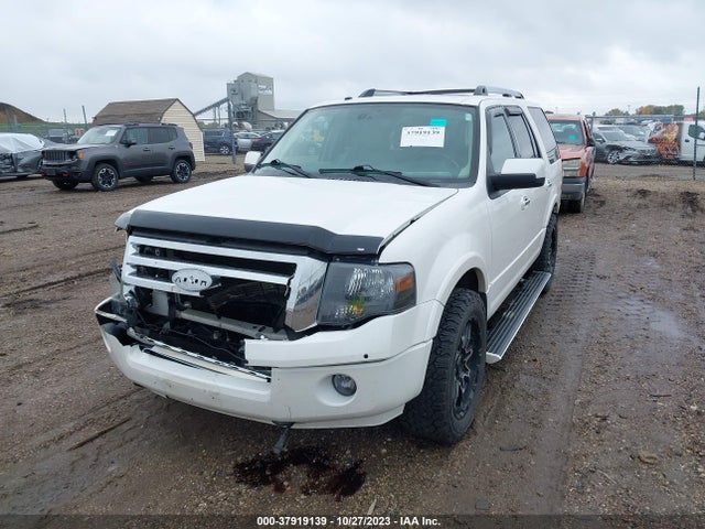 Ford Expedition Limited 2014 1FMJU2A58EEF23559 Image 2