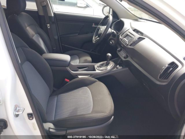 KNDPB3AC5E7616021 KIA Sportage Lx