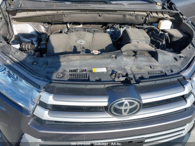Toyota Highlander Le 2019 5TDZZRFHXKS358558 Image 10