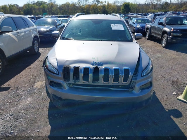 2018 JEEP CHEROKEE LATITUDE PLUS FWD VIN: 1C4PJLLB2JD590562