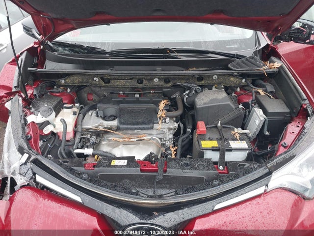 Toyota RAV4 LE 2018 JTMBFREV9JD256776 Image 10