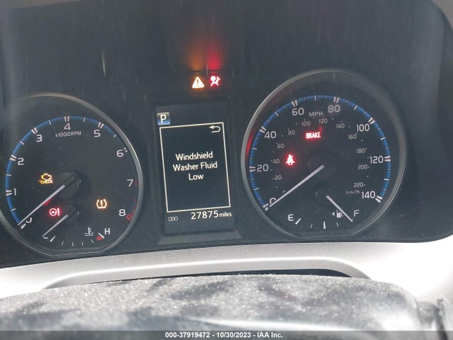 Toyota RAV4 LE 2018 JTMBFREV9JD256776 Image 7