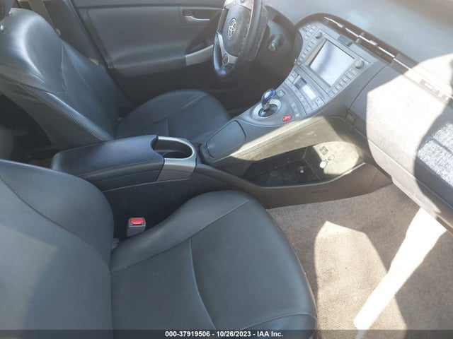 Toyota Prius Four 2015 JTDKN3DU8F2004240 Image 5