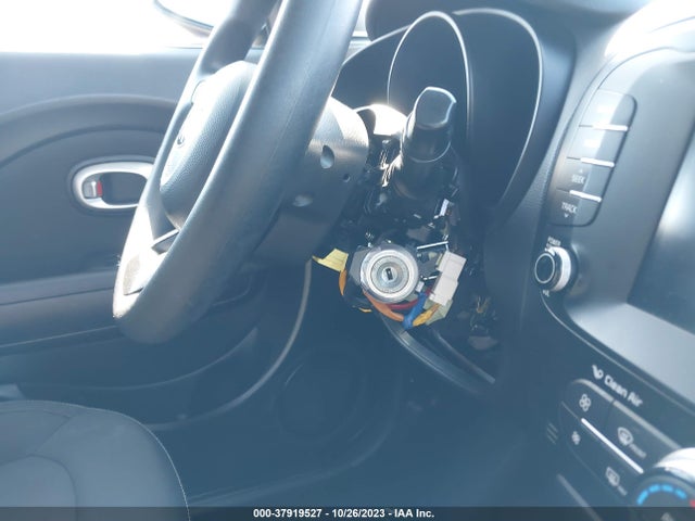 KIA SOUL + 2018 KNDJP3A52J7530457 Image 6