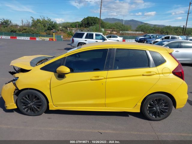 3HGGK5H64JM709660 Honda Fit Sport