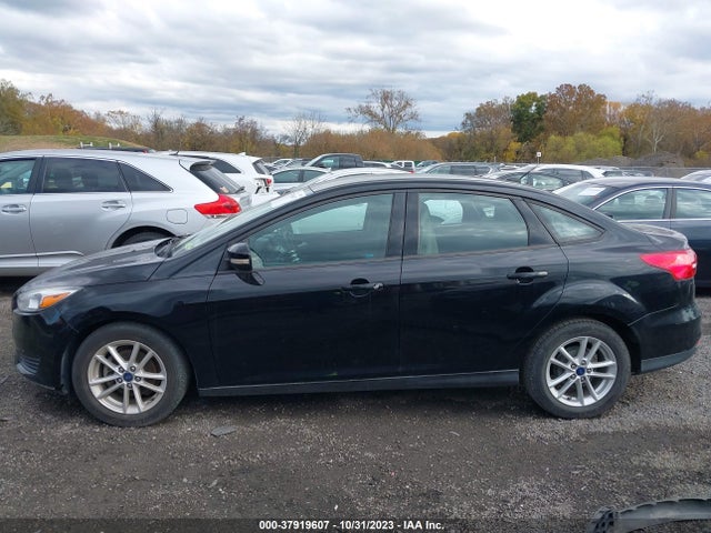 2017 FORD FOCUS SE VIN: 1FADP3F28HL213107