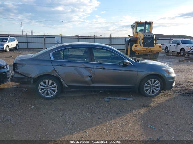 2011 HONDA ACCORD 2.4 EX VIN: 1HGCP2F75BA002382