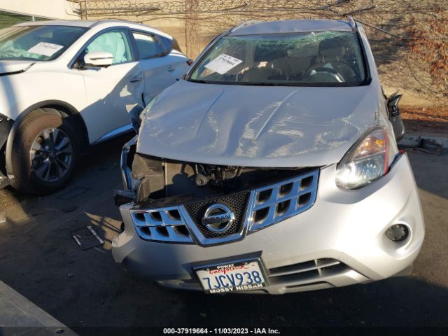 JN8AS5MT5EW104900 Nissan Rogue Select S