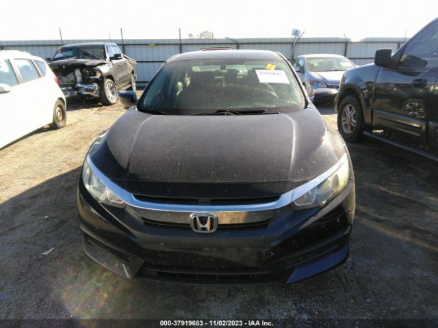 19XFC2F57GE039055 Honda Civic Sedan Lx