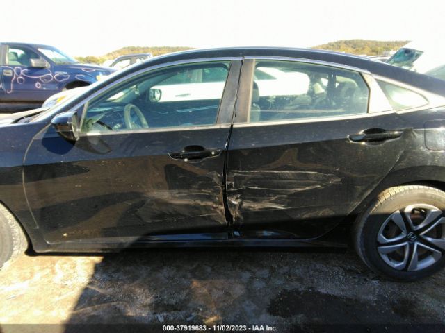 19XFC2F57GE039055 Honda Civic Sedan Lx