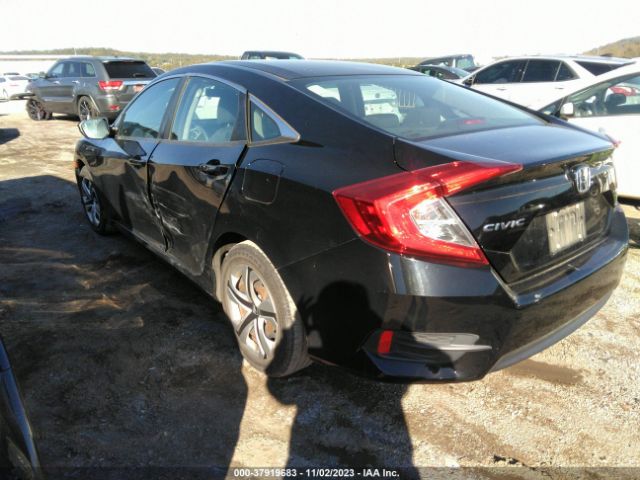 19XFC2F57GE039055 Honda Civic Sedan Lx
