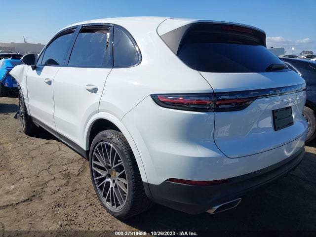 2020 PORSCHE CAYENNE WP1AA2AY7LDA04270 Photo 2