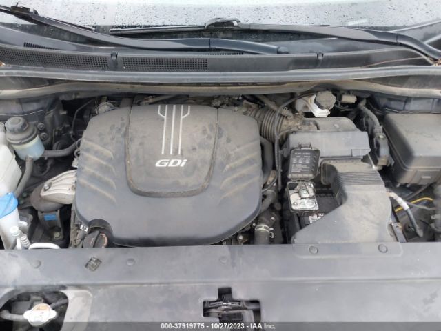 KNDMB5C14G6161746 KIA SEDONA LX