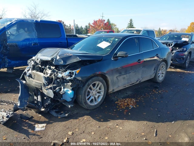 Chevrolet MALIBU 1LT 2015 1G11C5SL5FF120455 Image 2