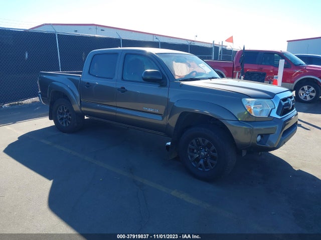 2015 3TMJU4GN1FM189829 main image