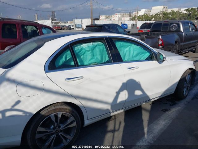 W1KWF8DB8MR643979 Mercedes-Benz C 300