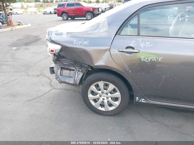 2013 TOYOTA COROLLA LE VIN: 5YFBU4EE7DP112881