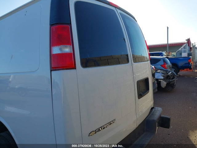 Chevrolet EXPRESS CARGO VAN 2020 1GCWGAFG9L1228402 Image 16