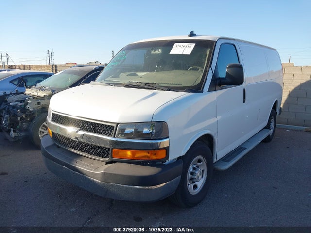 Chevrolet EXPRESS CARGO VAN 2020 1GCWGAFG9L1228402 Image 2
