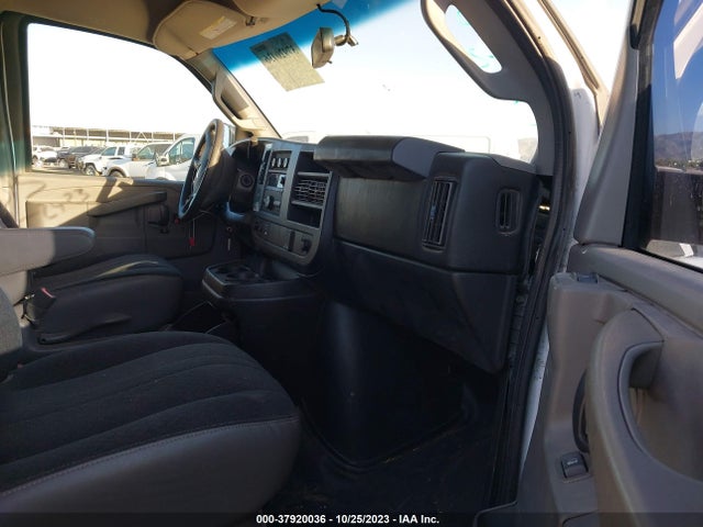 Chevrolet EXPRESS CARGO VAN 2020 1GCWGAFG9L1228402 Image 5