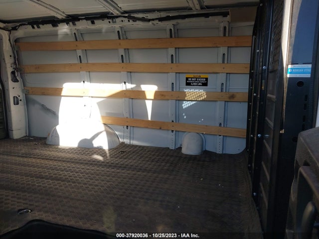 Chevrolet EXPRESS CARGO VAN 2020 1GCWGAFG9L1228402 Image 8