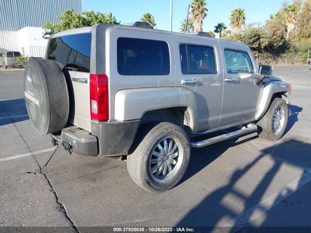 2009 HUMMER H3 SUV LUXURY VIN: 5GTEN13E898147324