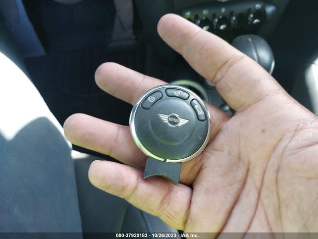 2012 MINI COOPER WMWSU3C52CT255562 Photo 10