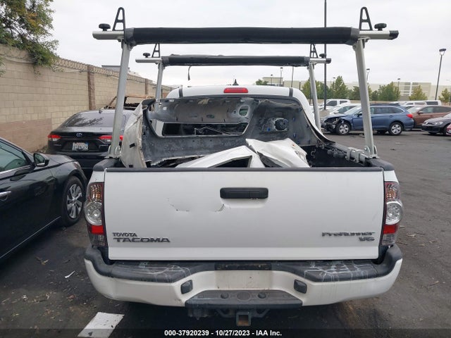 Toyota Tacoma Prerunner 2014 3TMJU4GN6EM168909 Image 17