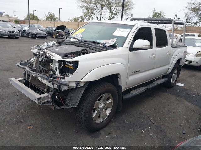 Toyota Tacoma Prerunner 2014 3TMJU4GN6EM168909 Image 2
