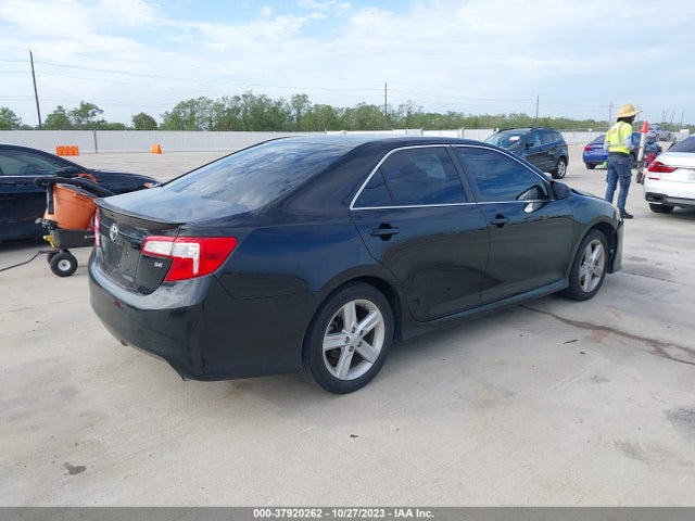 2014 TOYOTA CAMRY SE VIN: 4T1BF1FK0EU369197