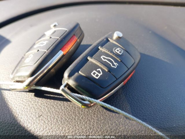 2017 AUDI A3 SEDAN WAUAUGFF5H1039893 Photo 10