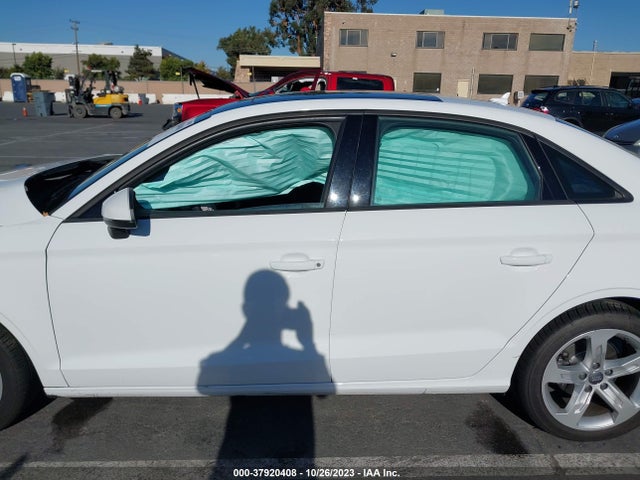 WAUAUGFF5H1039893 Audi A3 Sedan Premium