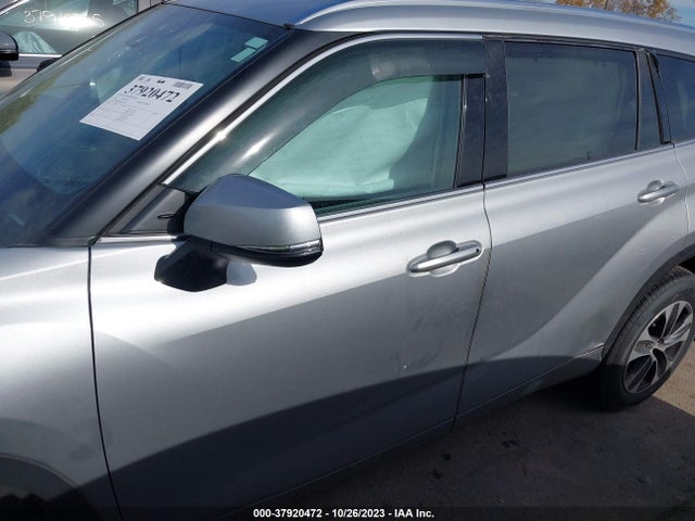 Toyota Highlander Xle 2021 5TDHZRBH3MS557732 Image 13