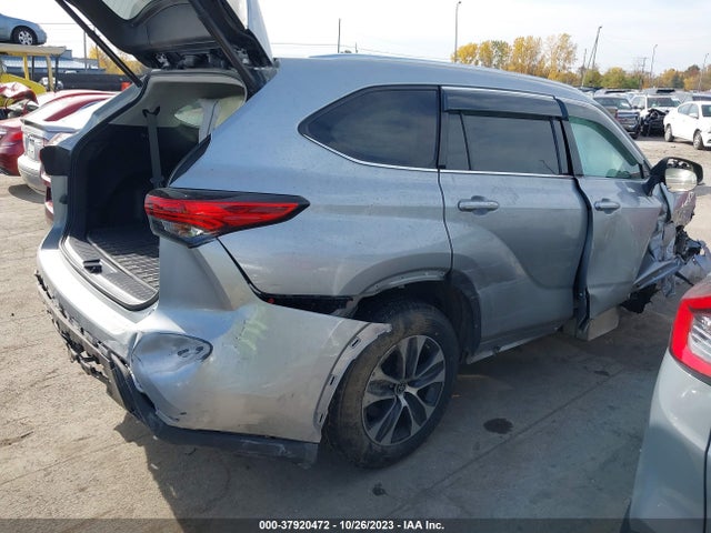 Toyota Highlander Xle 2021 5TDHZRBH3MS557732 Image 4