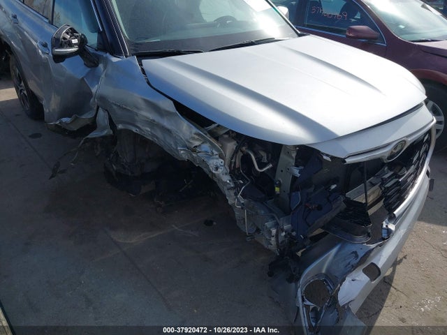 Toyota Highlander Xle 2021 5TDHZRBH3MS557732 Image 6