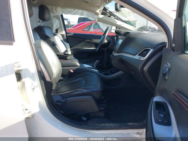 2019 DODGE JOURNEY 3C4PDDEG1KT751744 Photo 4