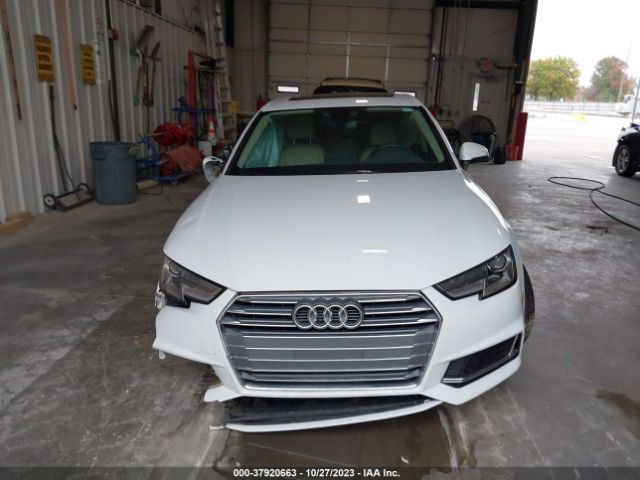 WAUGMAF44KA043530 Audi A4 40 Premium/40 Titanium Premium