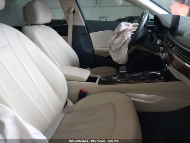 WAUGMAF44KA043530 Audi A4 40 Premium/40 Titanium Premium