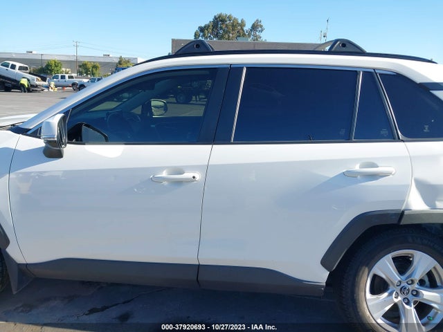 2019 TOYOTA RAV4 XLE VIN: JTMP1RFV0KD022367