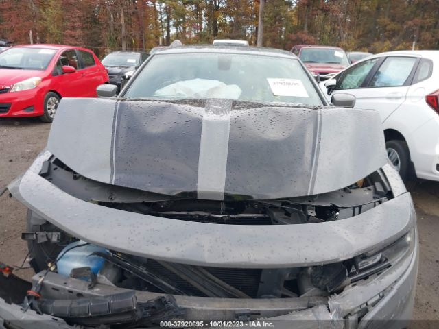 2C3CDXBG2KH728085 Dodge Charger Sxt Rwd