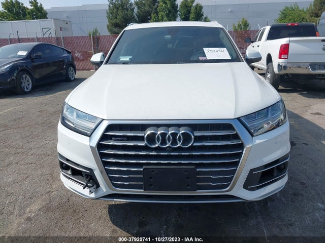 Audi Q7 Premium Plus 2018 WA1LAAF76JD042939 Image 13