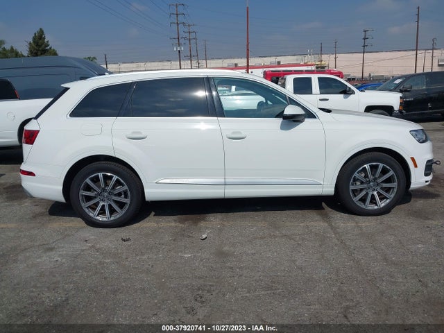 Audi Q7 Premium Plus 2018 WA1LAAF76JD042939 Image 14