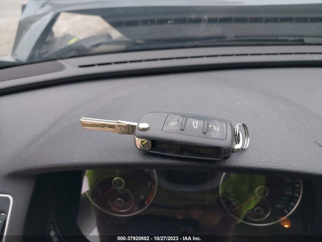 1VWAS7A38EC121149 Volkswagen Passat Wolfsburg Ed