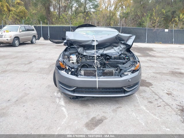 1VWAS7A38EC121149 Volkswagen Passat Wolfsburg Ed