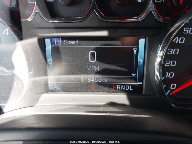 Chevrolet Suburban Premier 2017 1GNSCJKCXHR223738 Image 15
