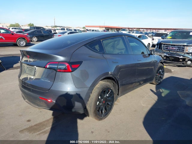 2023 TESLA MODEL Y 7SAYGDEE4PA079999 Photo 3