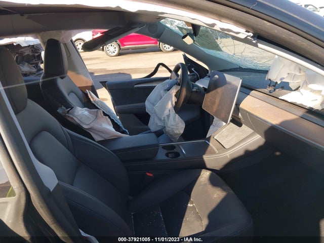 2023 TESLA MODEL Y 7SAYGDEE4PA079999 Photo 4