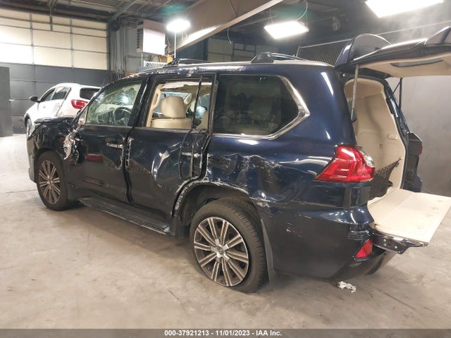 Lexus Lx 570 Two-row 2019 JTJHY7AX8K4295759 Image 3