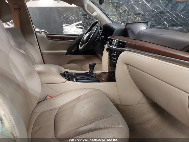 Lexus Lx 570 Two-row 2019 JTJHY7AX8K4295759 Image 5